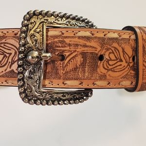 Women's Rose detailed leather belt